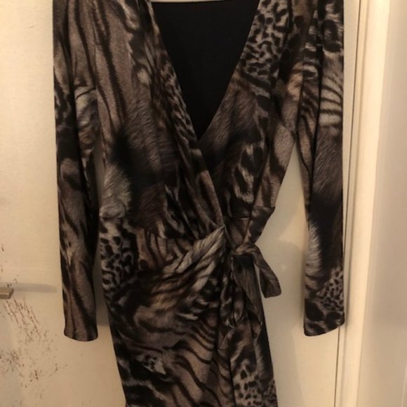 Frank Lyman animal print wrap dress - Picture 3 of 6